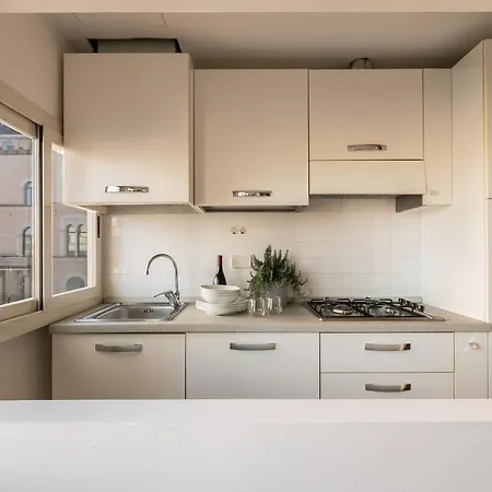 R.c. Giulio Cesare. Loft In Centro 度假居 罗马